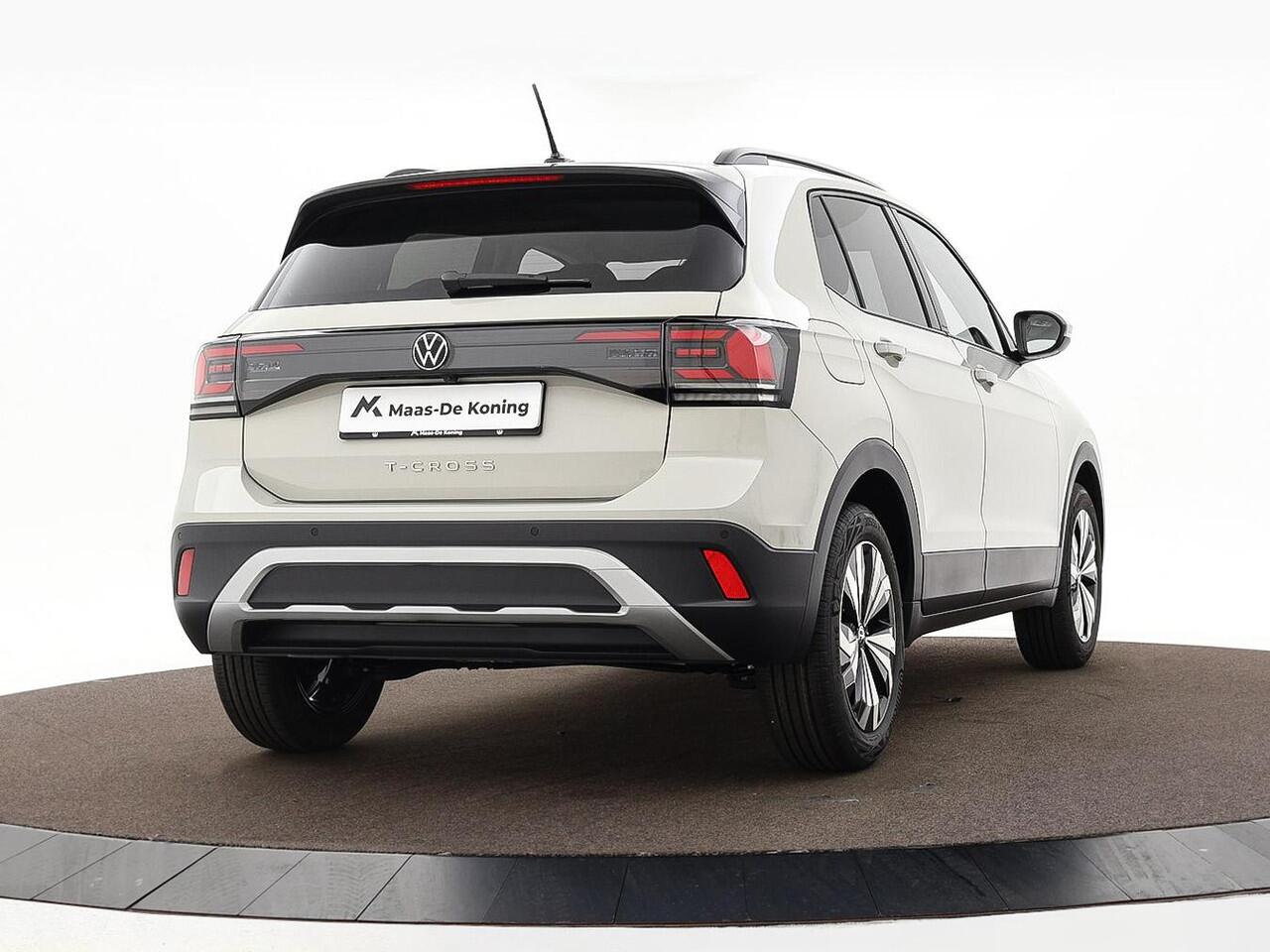 Volkswagen T-Cross Life Edition 1.0 TSI 95 PK 5 versn. Hand · Comfort pakket · Parkeersensoren voor en achter ·