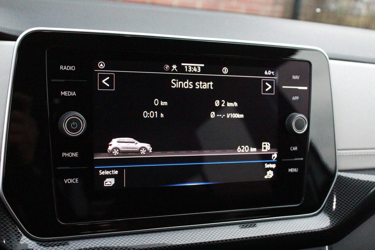 Volkswagen T-Cross 1.0 TSI Style | Trekhaak | | IQ-light | ACC | Stoelverwarming |