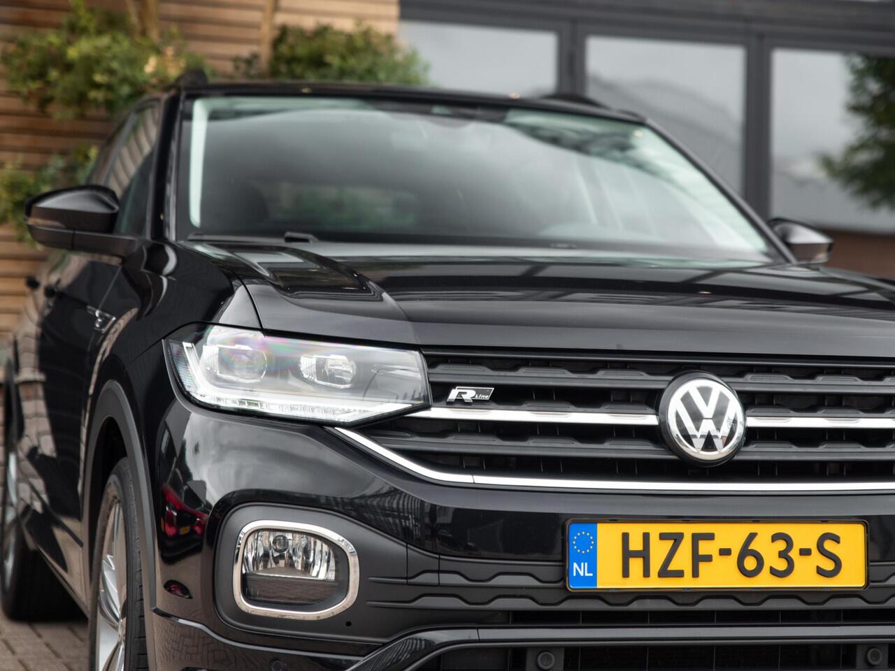 Volkswagen T-Cross 1.0 TSI Life / R Line / LED / ACC / Virtual Cockpit / 17" LMV / Stoelverwarming