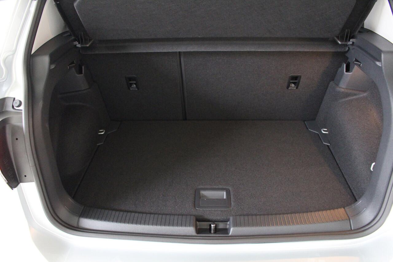 Volkswagen T-Cross 1.0 TSI Life Goal Automatische Airco | 17" Velgen | Stoelverwarming | Adaptive Cruise Control |