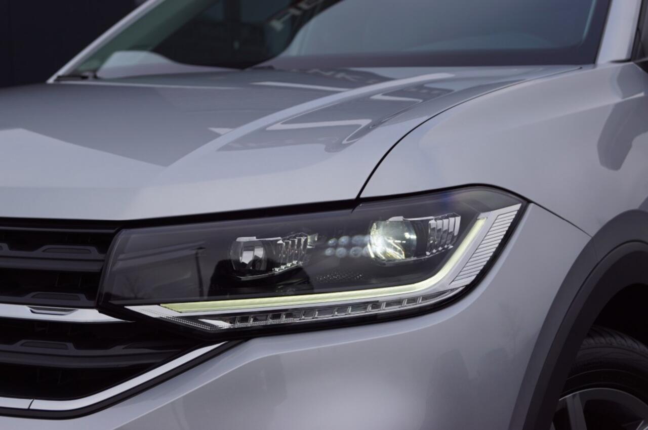 Volkswagen T-Cross 1.0 TSI DSG R-Line / Navi / Camera / ACC / PDC / LED/ Key-less