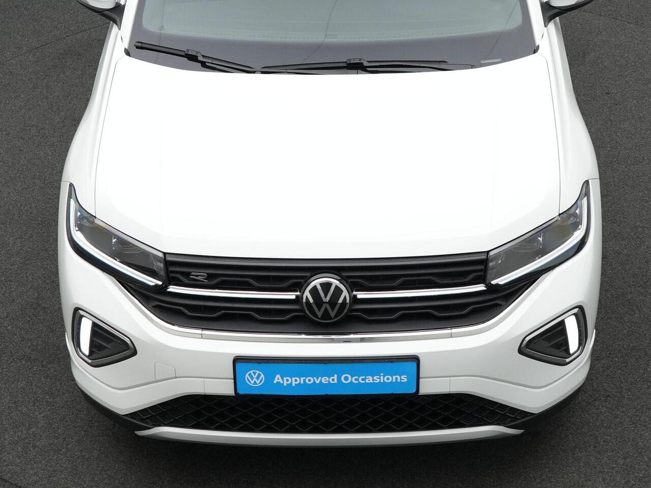 Volkswagen T-Cross 1.0 TSI 115 pk DSG R-Line Edition | IQ Light | Stoelverwarming | Achteruitrijcamera | Adaptive Cruise | 17 inch