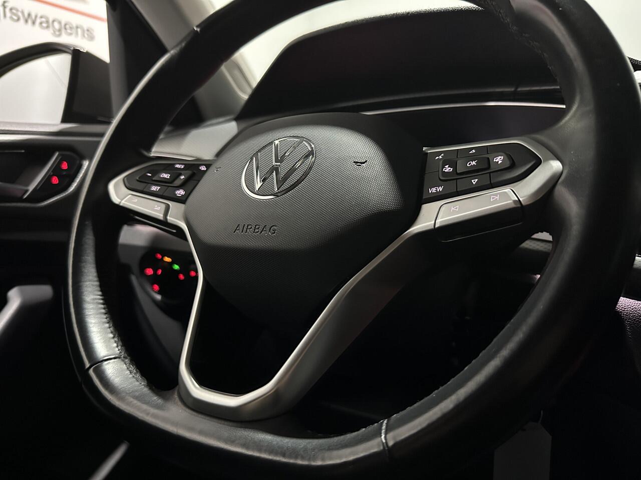 Volkswagen T-Cross 1.0 TSI Active - Carplay / Parksens. / Cruise