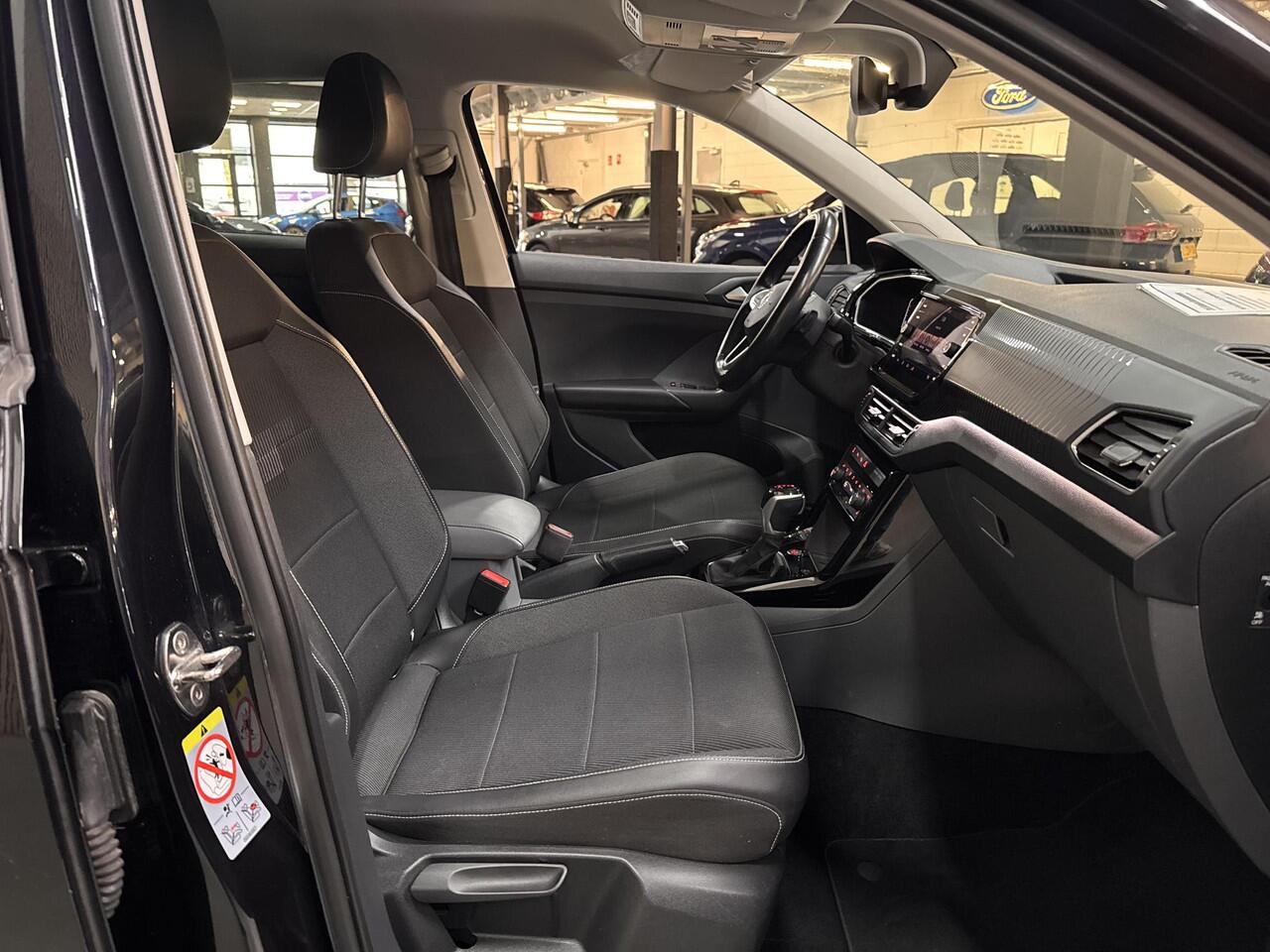 Volkswagen T-Cross 1.0 TSI DSG Automaat Style R Climat Parking Winter Dodehoek Digi Dash Dealeronderhouden
