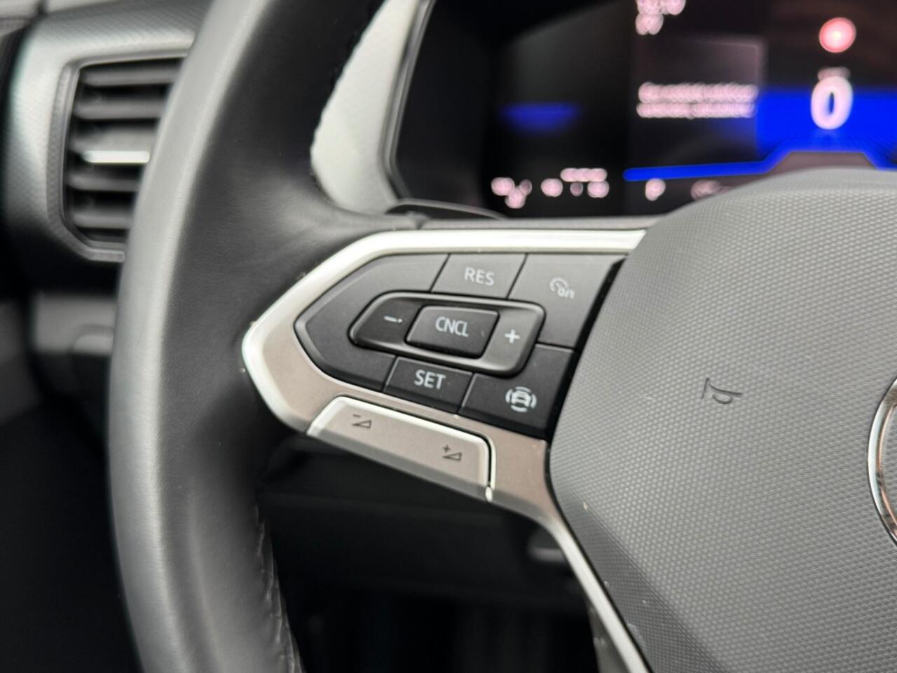 Volkswagen T-Cross 1.0 TSI 115 pk DSG Life Edition - Navi/Apple/Android - camera