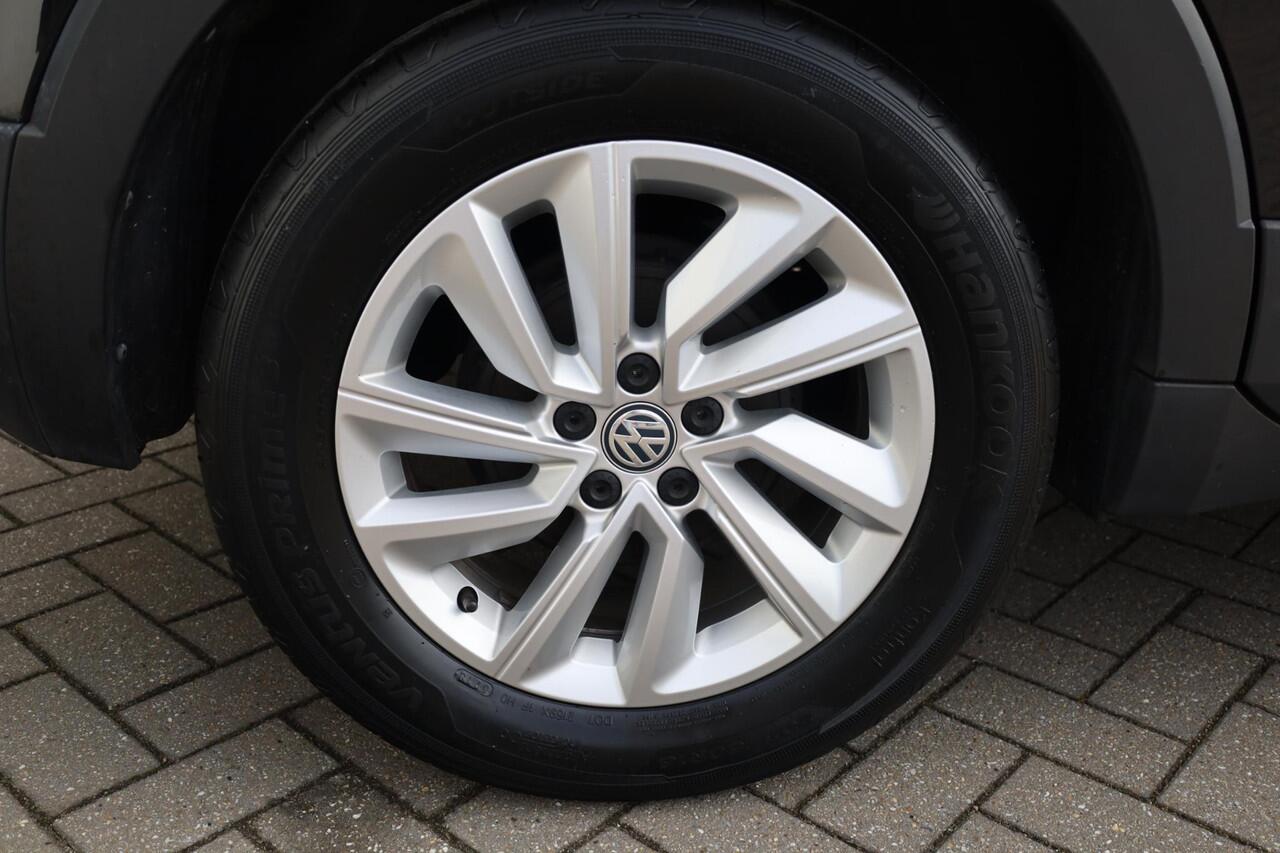 Volkswagen T-Cross 1.0 TSI Life 95PK / 70kW, NL auto 1e eigenaar dealeronderhouden, adaptieve cruise control (acc), elektrisch verstel-, verwarm- en inklapbare buitenspiegels (spiegel pakket), 16" 'Rochester' LMV, licht en regensensor, parkeersensoren voor en achter (pdc), 