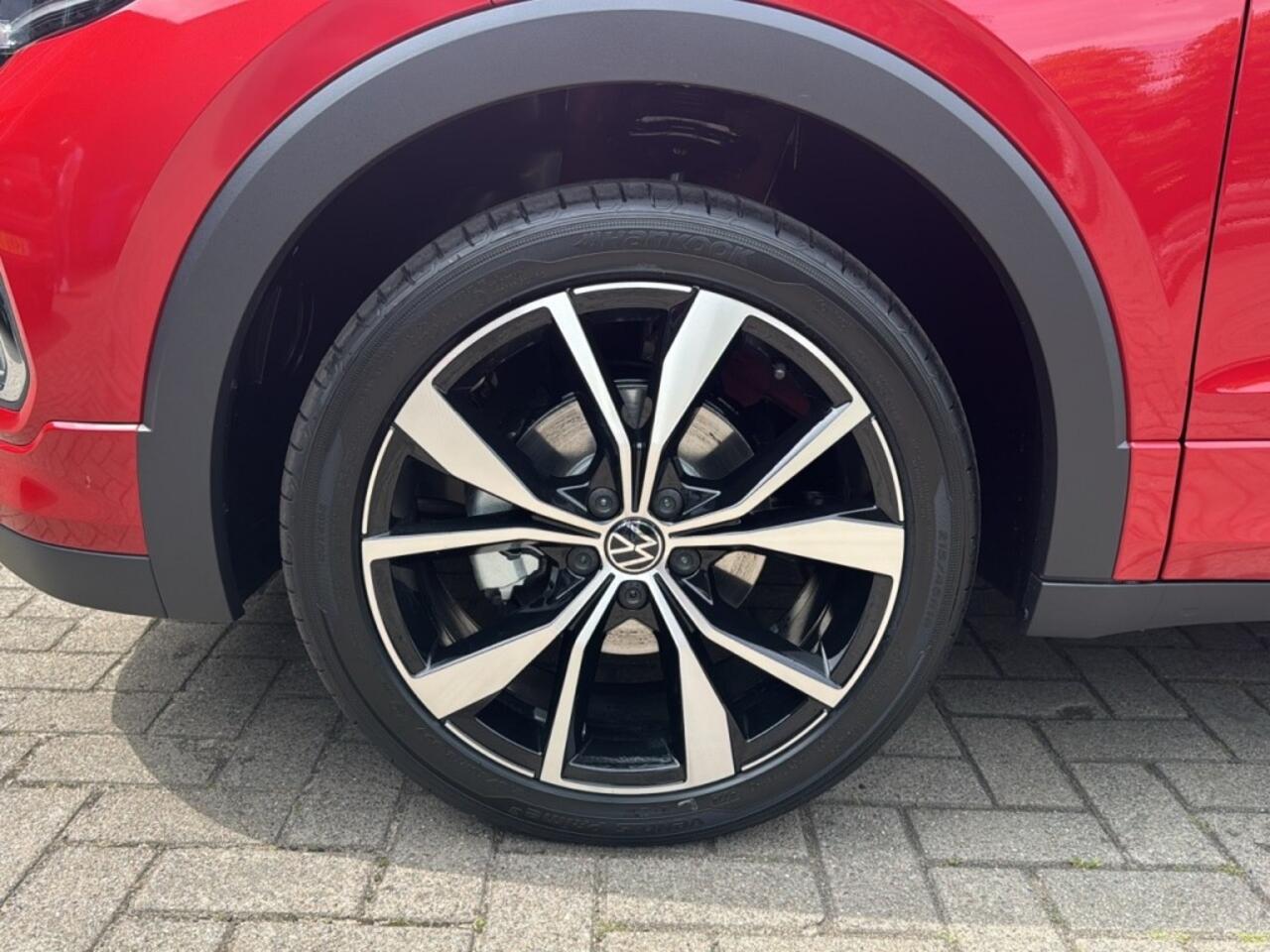 Volkswagen T-Cross 1.5 TSI DSG R-LINE TREKHAAK/CAMERA/CARPLAY/ACC/STOELVERW