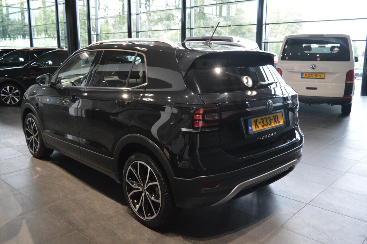 Volkswagen T-Cross 1.0 TSI Style clima cruise app connect pdc 18 inch !!