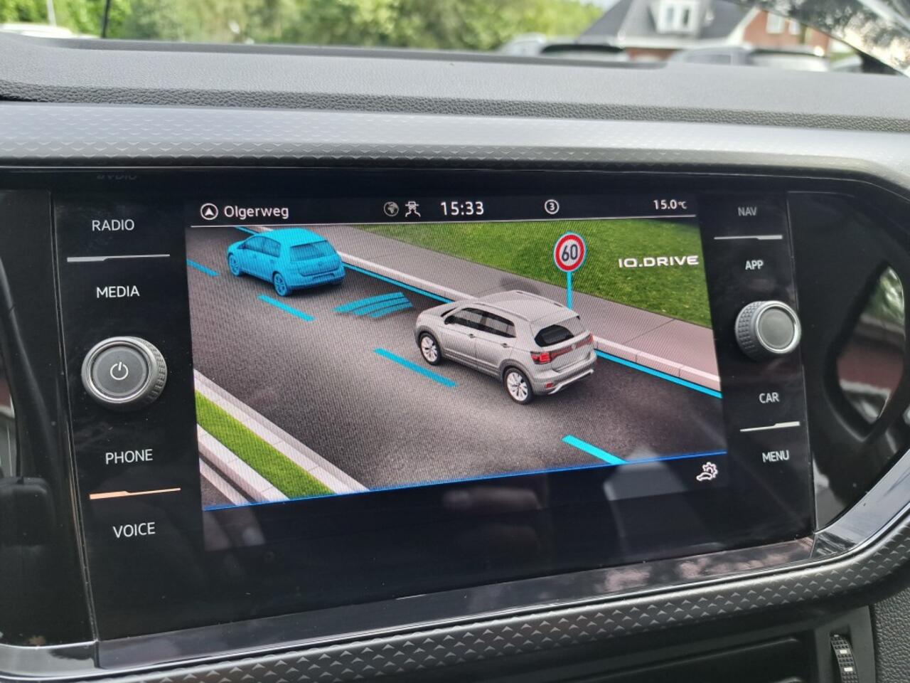 Volkswagen T-Cross 1.0 TSI Life Business 95 Pk Apple carplay Navigatie