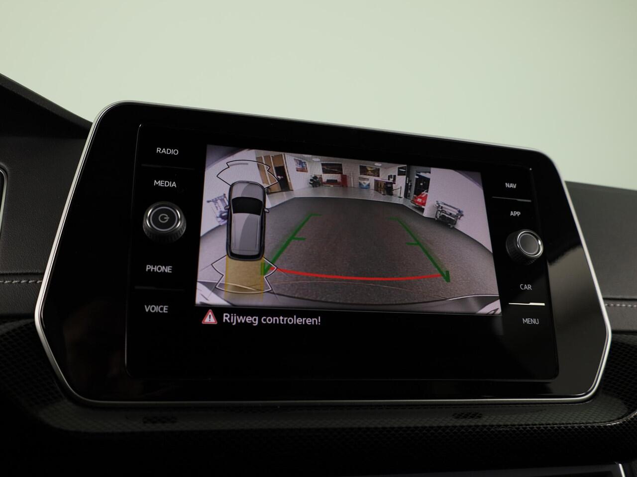 Volkswagen T-Cross R-Line Edition 1.0 TSI 85 kW / 116 PK SUV 7 versn.