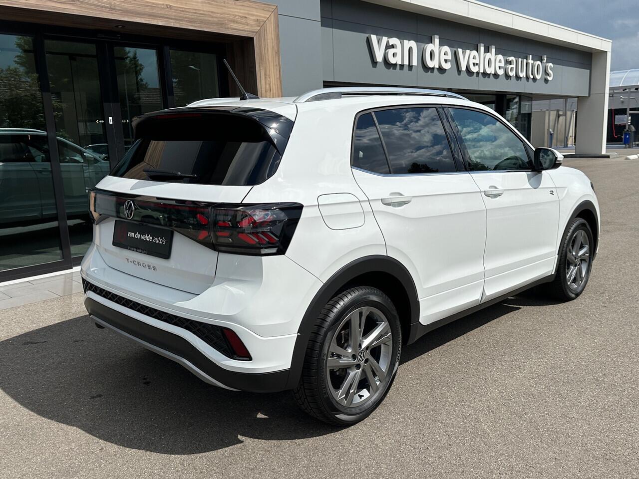 Volkswagen T-Cross 1.5 TSI 150pk DSG R-Line | Camera | Trekhaak | Navi | Adapt. Cruise | Rijklaar incl. garantie