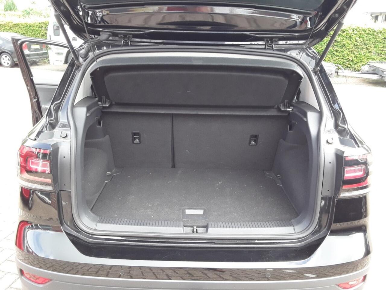 Volkswagen T-Cross 1.0 TSI DSG 115 PK STYLE-UNITED / NAVI