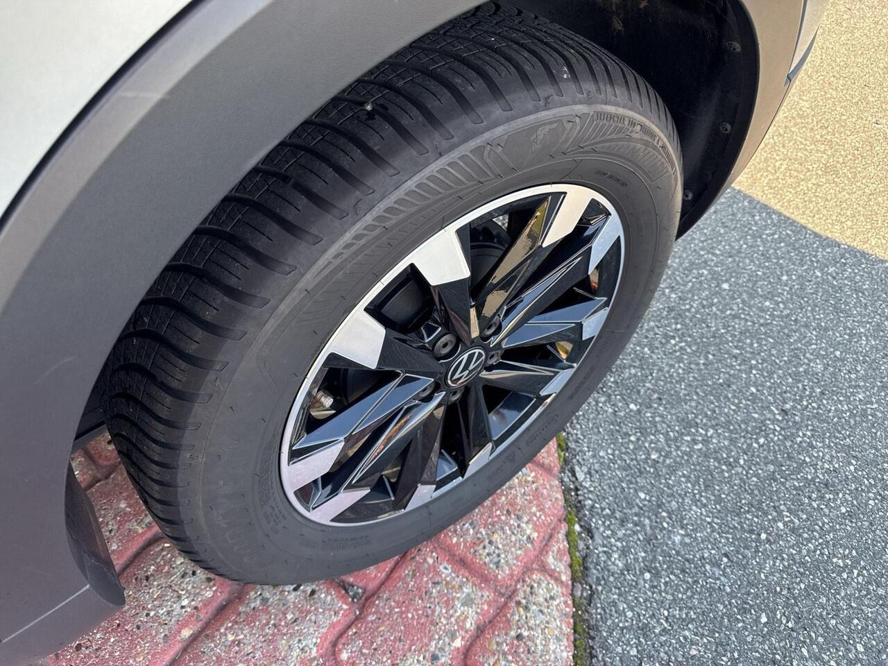 Volkswagen T-Cross 1.0 TSI Life Edition | 115Pk | A.camera | Navi | ACC | Clima |