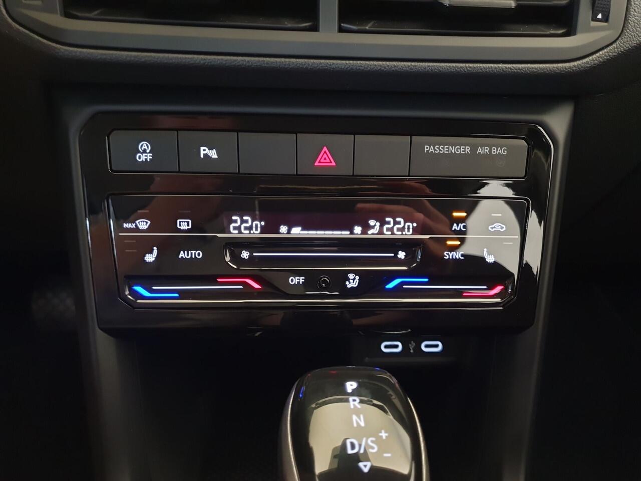 Volkswagen T-Cross 1.0 TSI 110pk DSG/AUT Life Camera, ACC, Climatronic