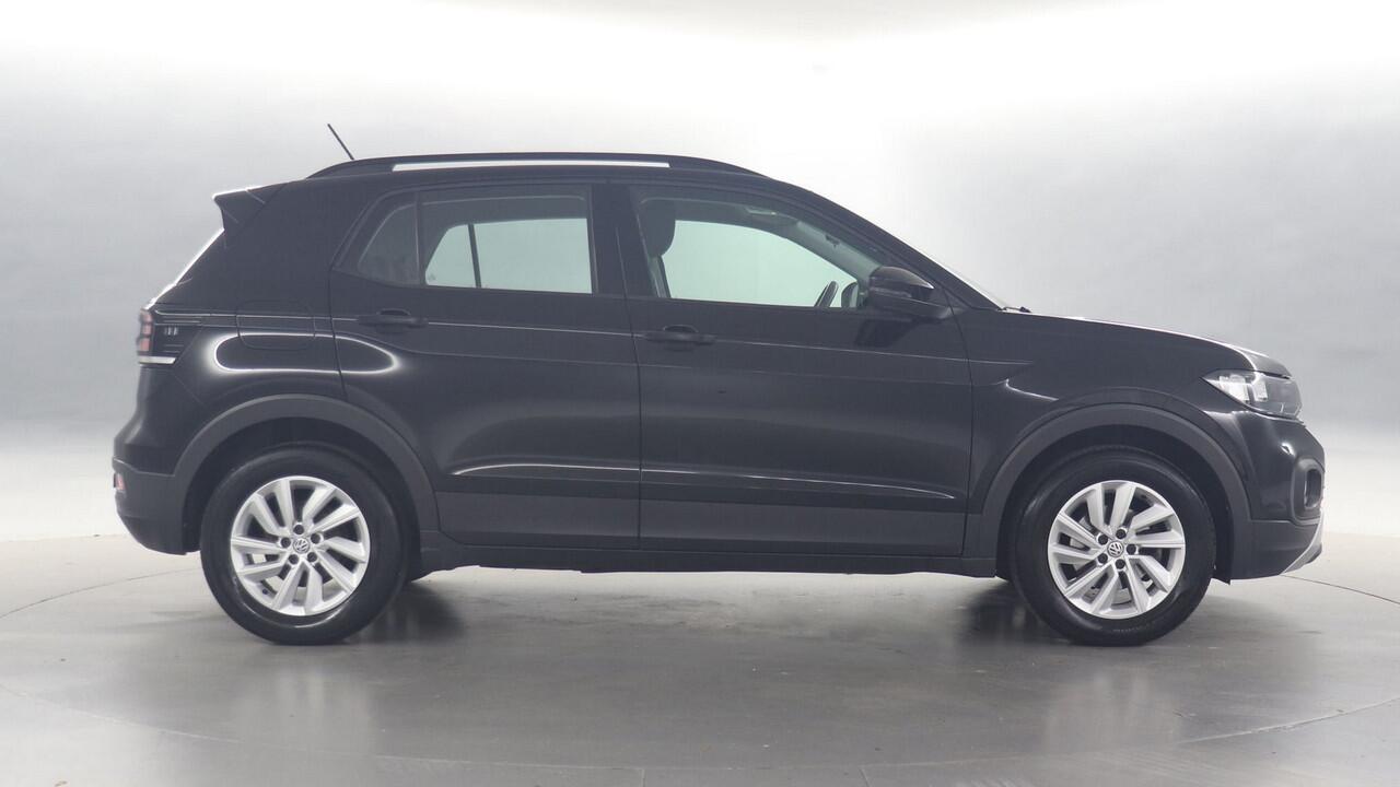 Volkswagen T-Cross 1.0 TSI 95pk Life / Adaptive Cruise Control / Trakhaak