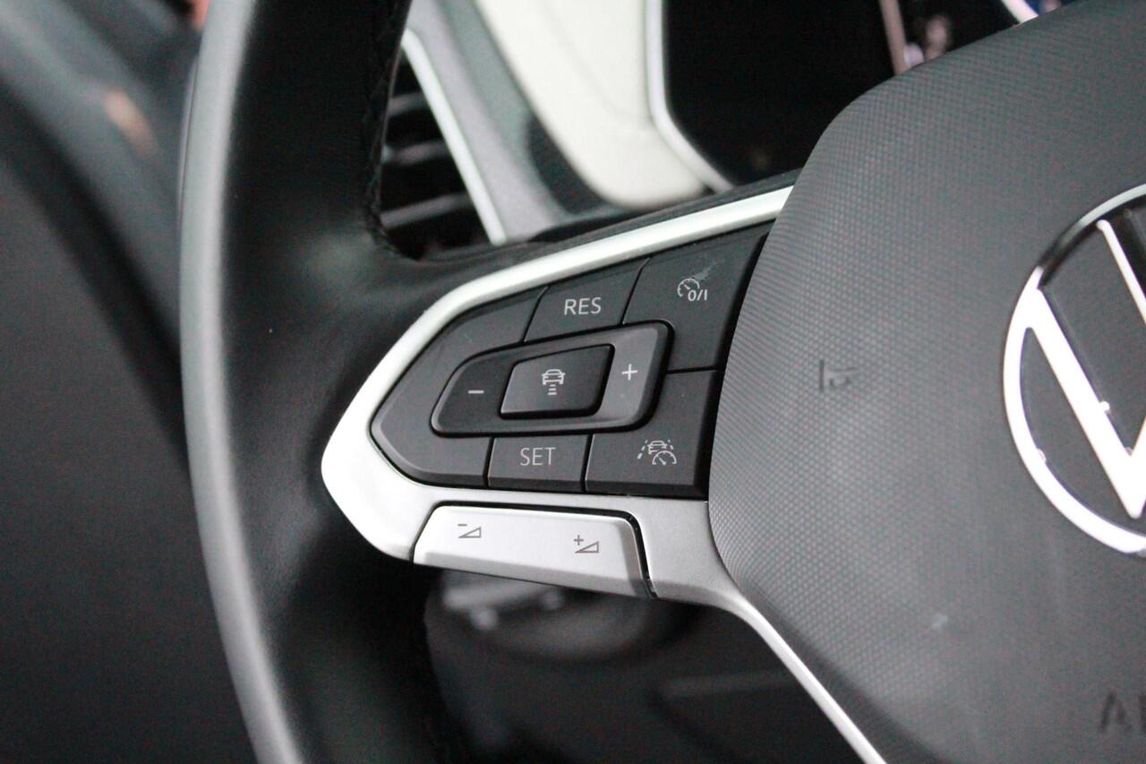 Volkswagen T-Cross 1.0 TSI Style | Trekhaak | | IQ-light | ACC | Stoelverwarming |