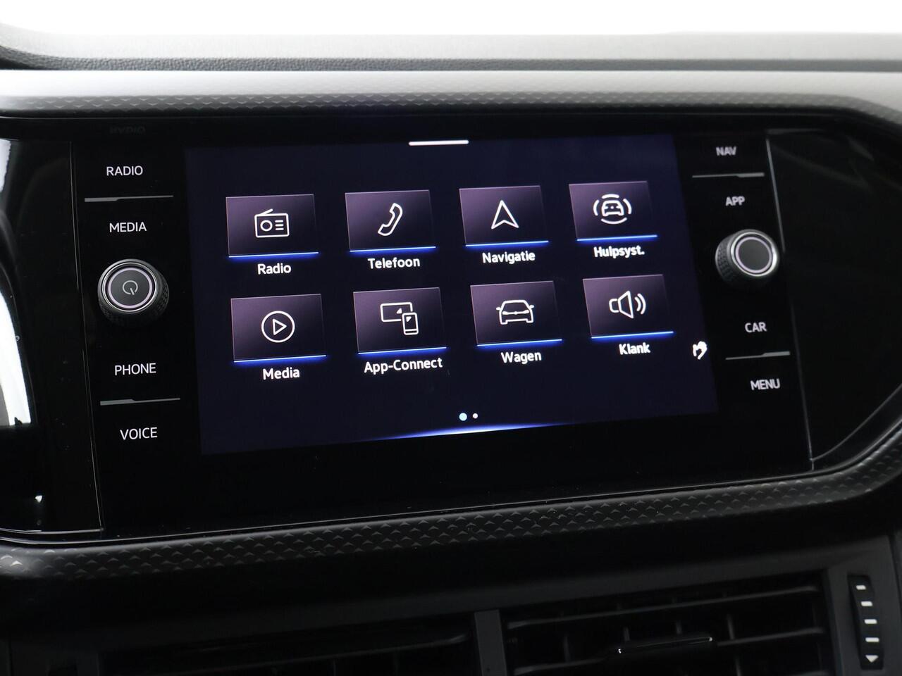 Volkswagen T-Cross 1.0 TSI Life | 95 PK | Navigatiesysteem | Adaptive cruise control | Parkeersensoren |