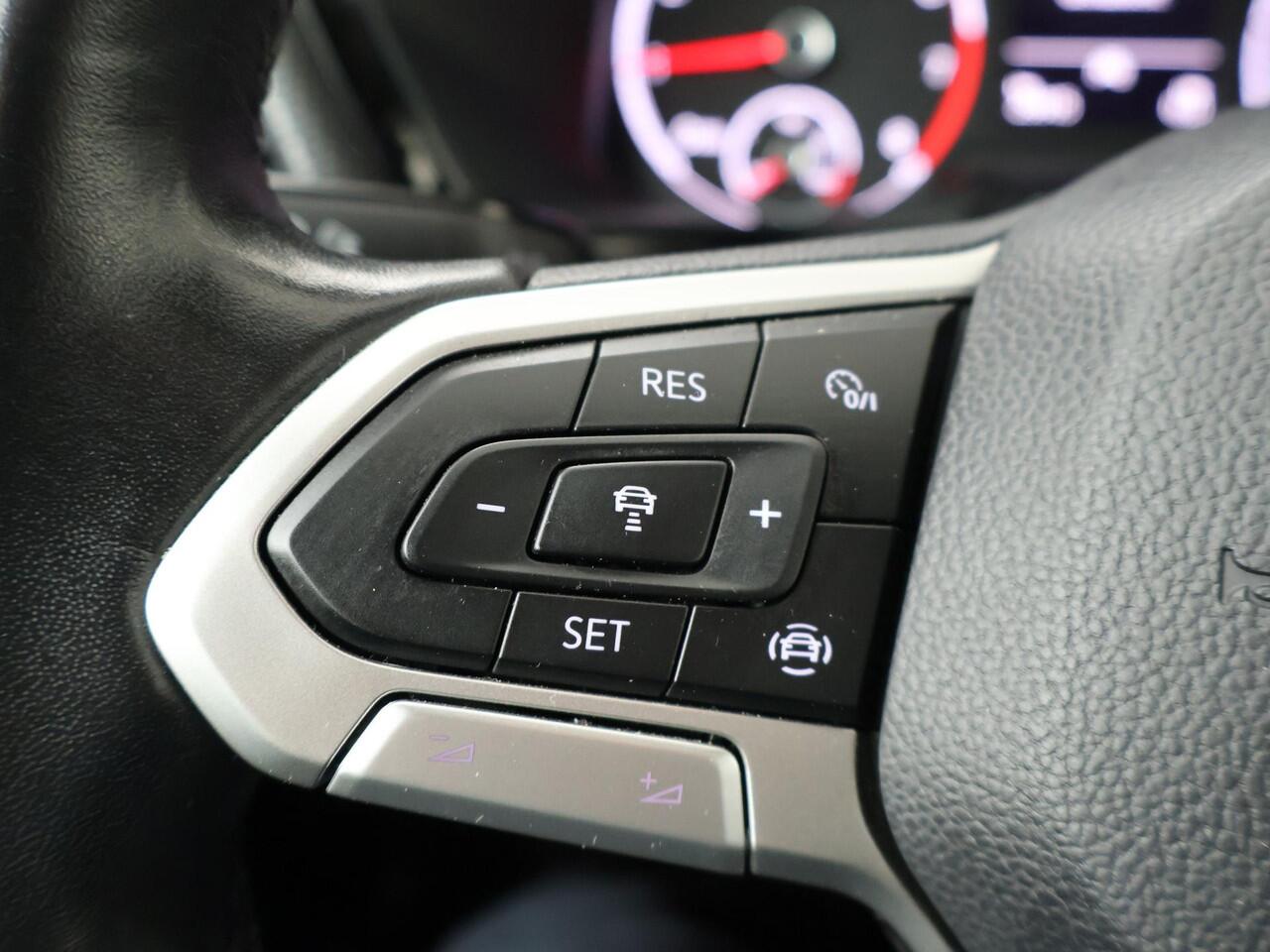 Volkswagen T-Cross 1.0 TSI Life | 95 PK | Lichtmetalen velgen 17"| Apple CarPlay / Android Auto | Cruise control |