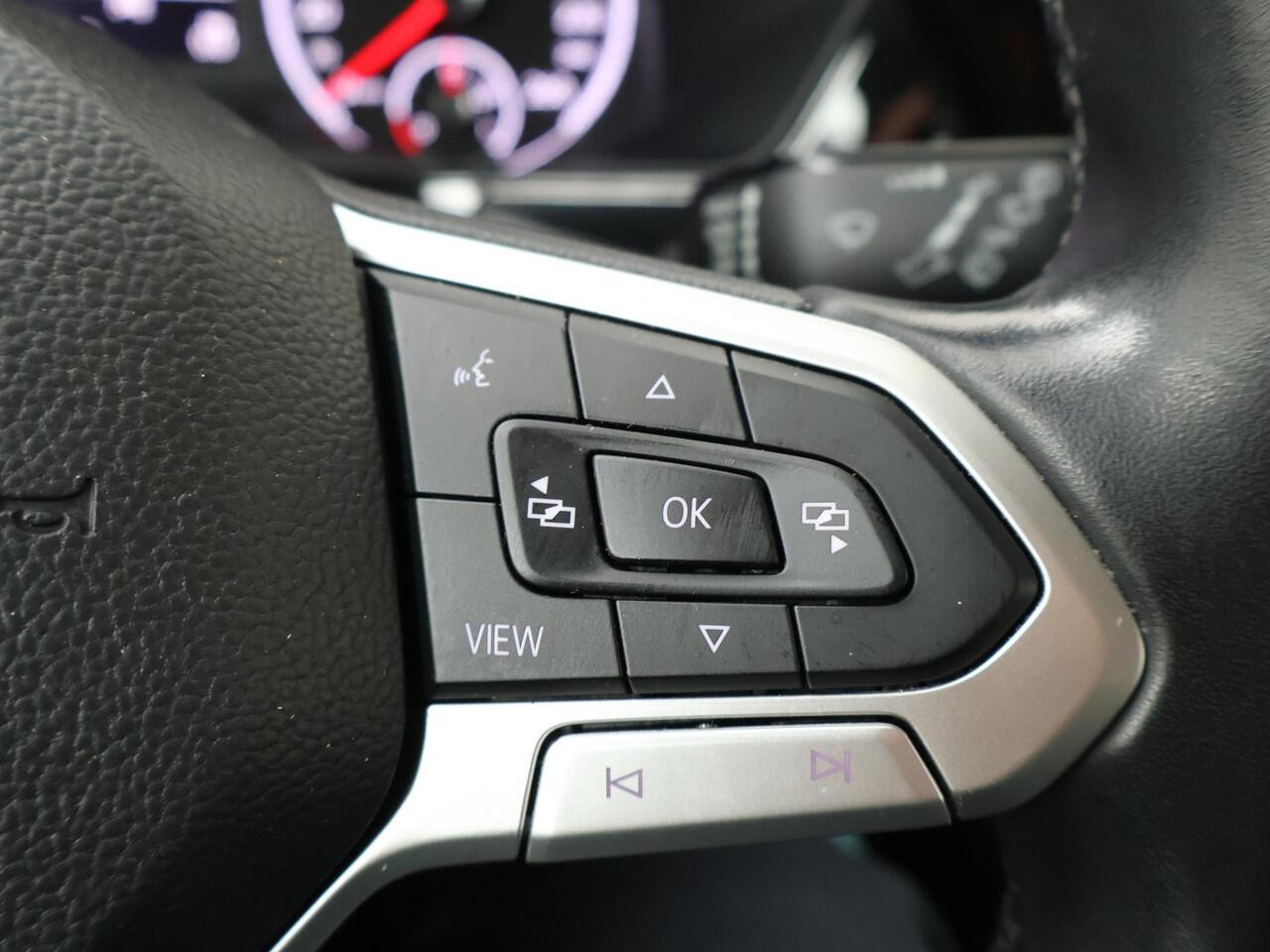 Volkswagen T-Cross 1.0 TSI Life | 95 PK | Lichtmetalen velgen 17"| Apple CarPlay / Android Auto | Cruise control |