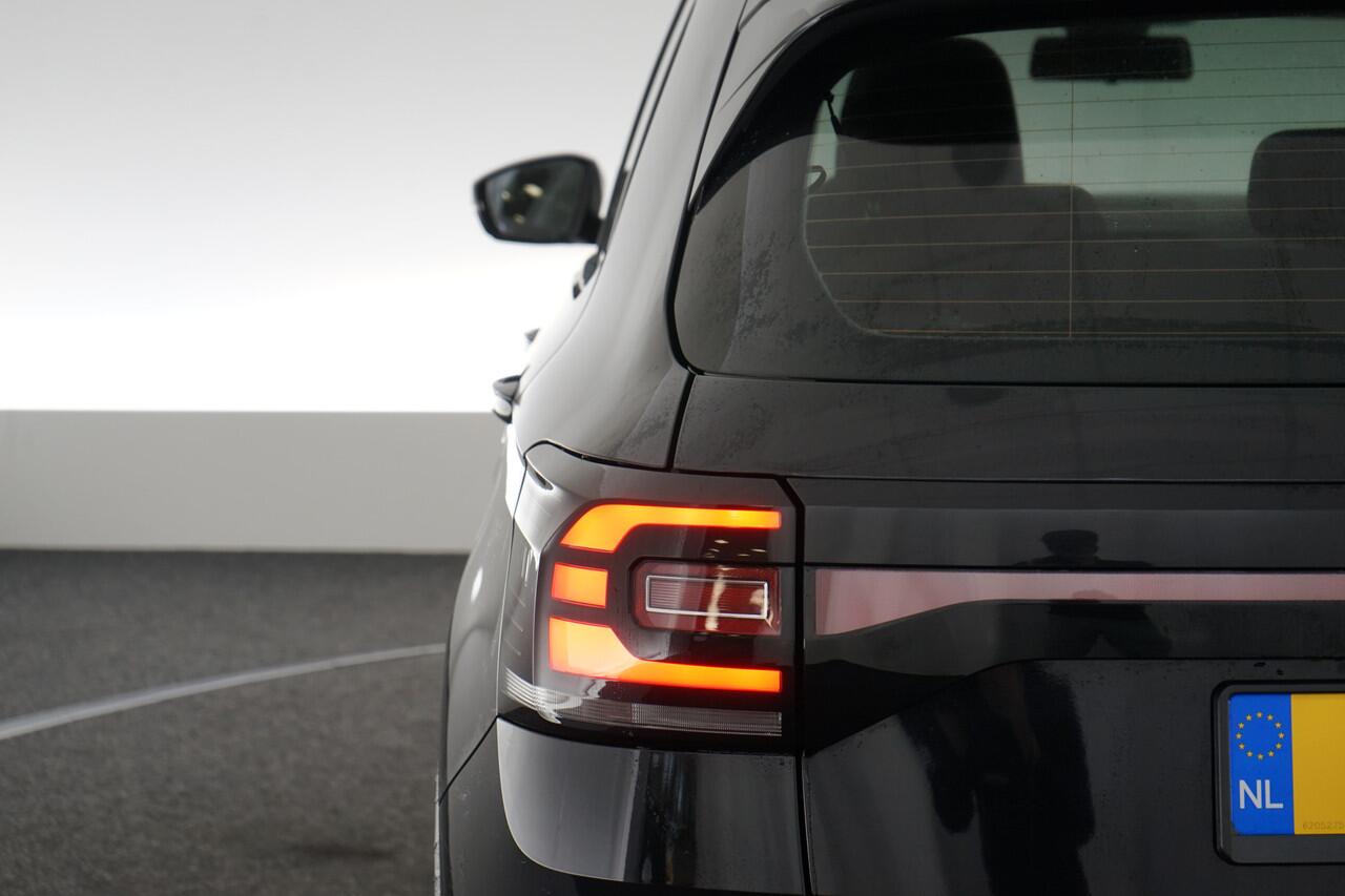 Volkswagen T-Cross 1.0 TSI Life Business