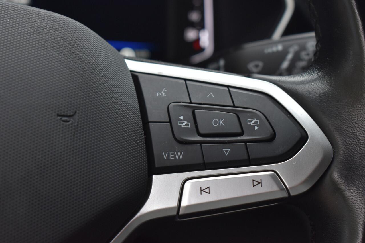 Volkswagen T-Cross 1.5 TSI R-Line 22-12-2021 | Virtual Dashboard | Navigatie | Camera | R-interieur | 12 mnd BOVAG garantie Whatsapp 06-53188999