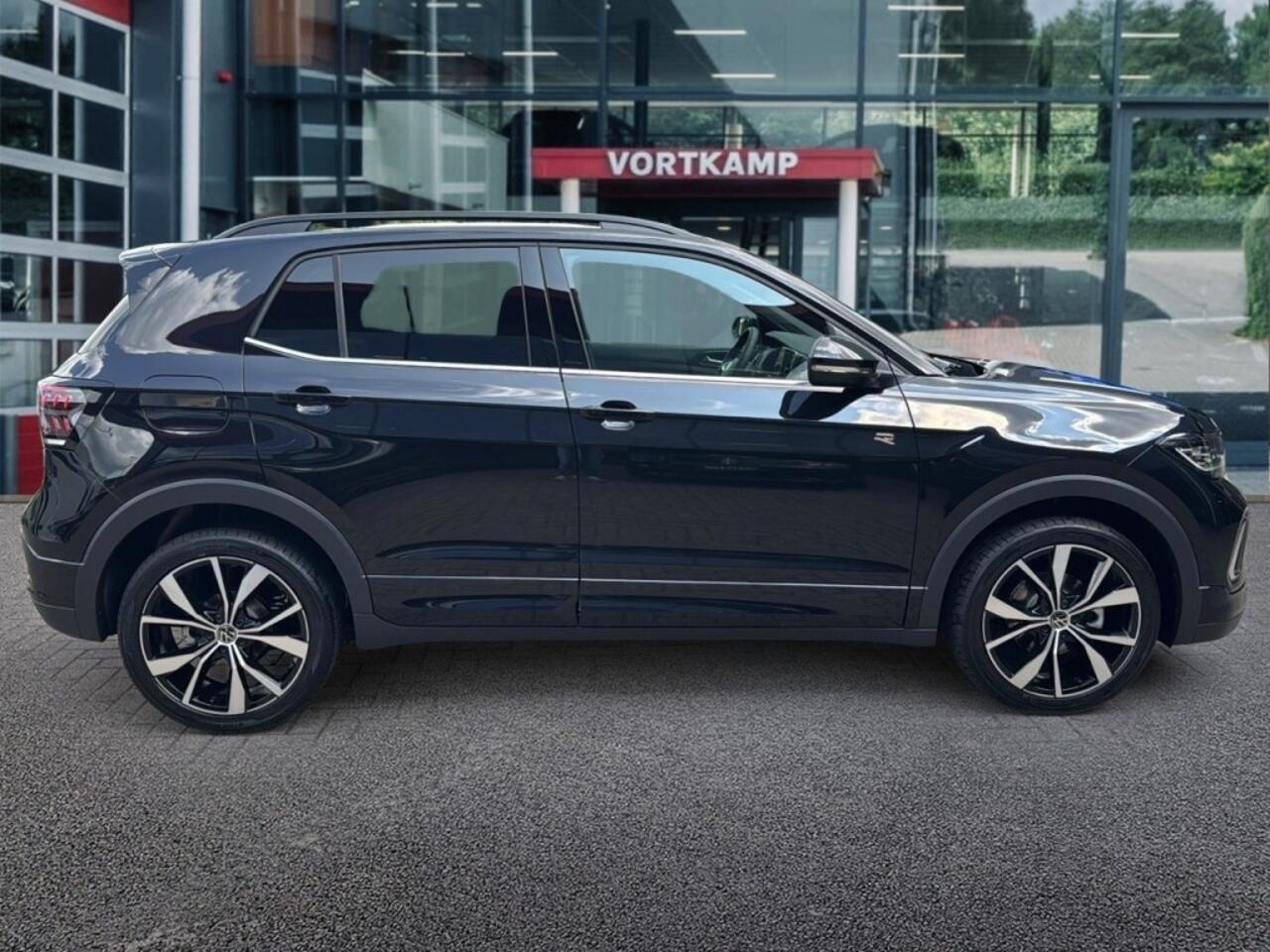 Volkswagen T-Cross 1.0 TSI DSG R-LINE TREKHAAK/CAMERA/ACC/CARPLAY/STOELVERW