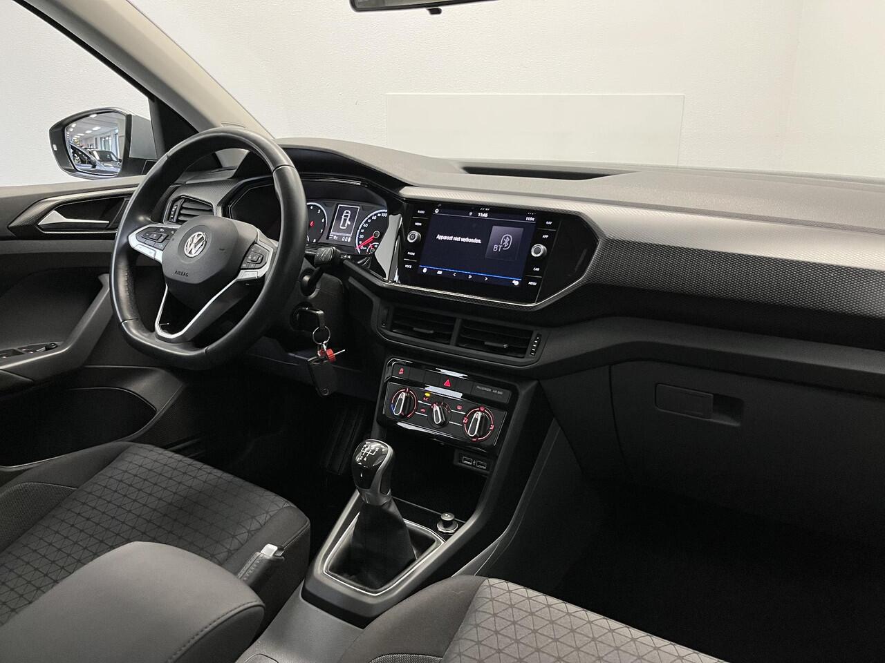 Volkswagen T-Cross 1.0 TSI Life | TREKHAAK | CARPLAY | ORG.NL |