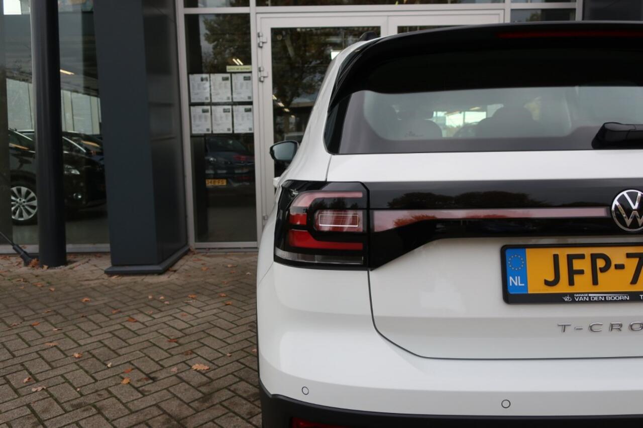 Volkswagen T-Cross 1.0 TSI 110PK, Apple Carplay/ android auto, Clima, etc.