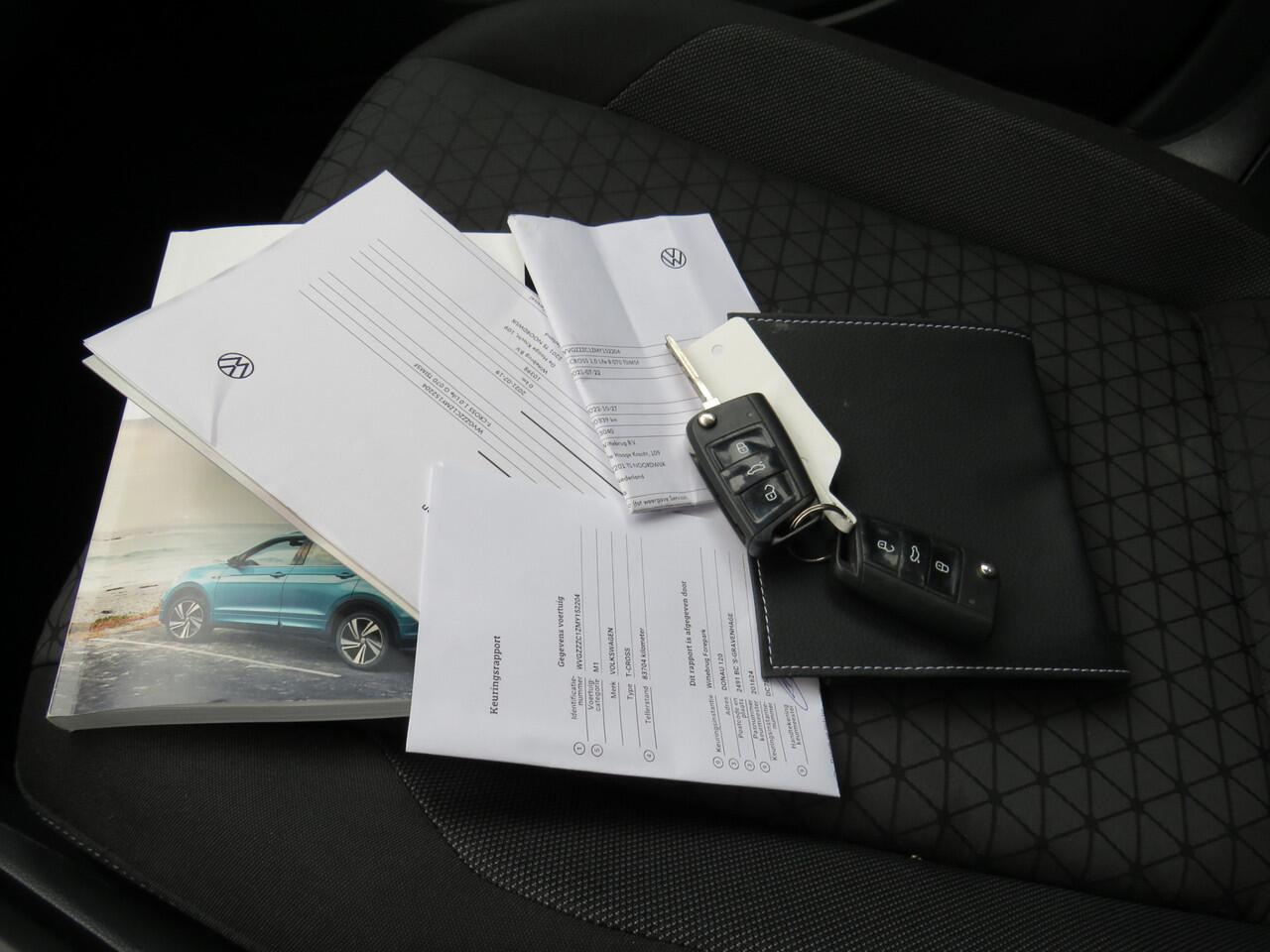 Volkswagen T-Cross 1.0 TSI 95Pk Life * Rijklaarprijs incl. garantie * Carplay Android * Navigatie * Parkeersensoren V+A * ACC * Dakrails