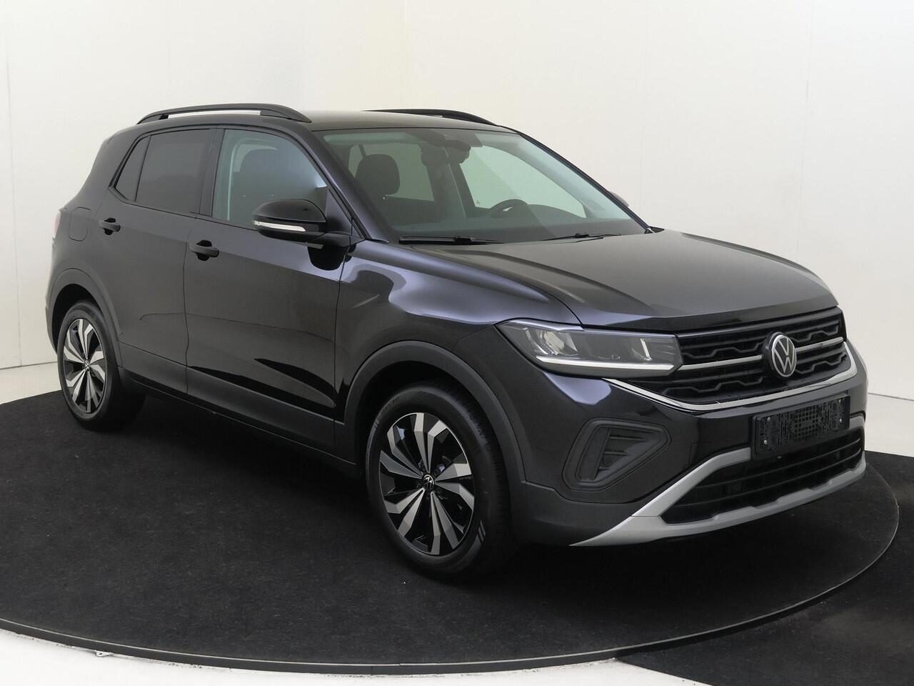 Volkswagen T-Cross Life Edition | 'App-Connect' draadloze smartphone integratie | Achterlichten LED | Afstandscontrolesysteem (Front Assist)