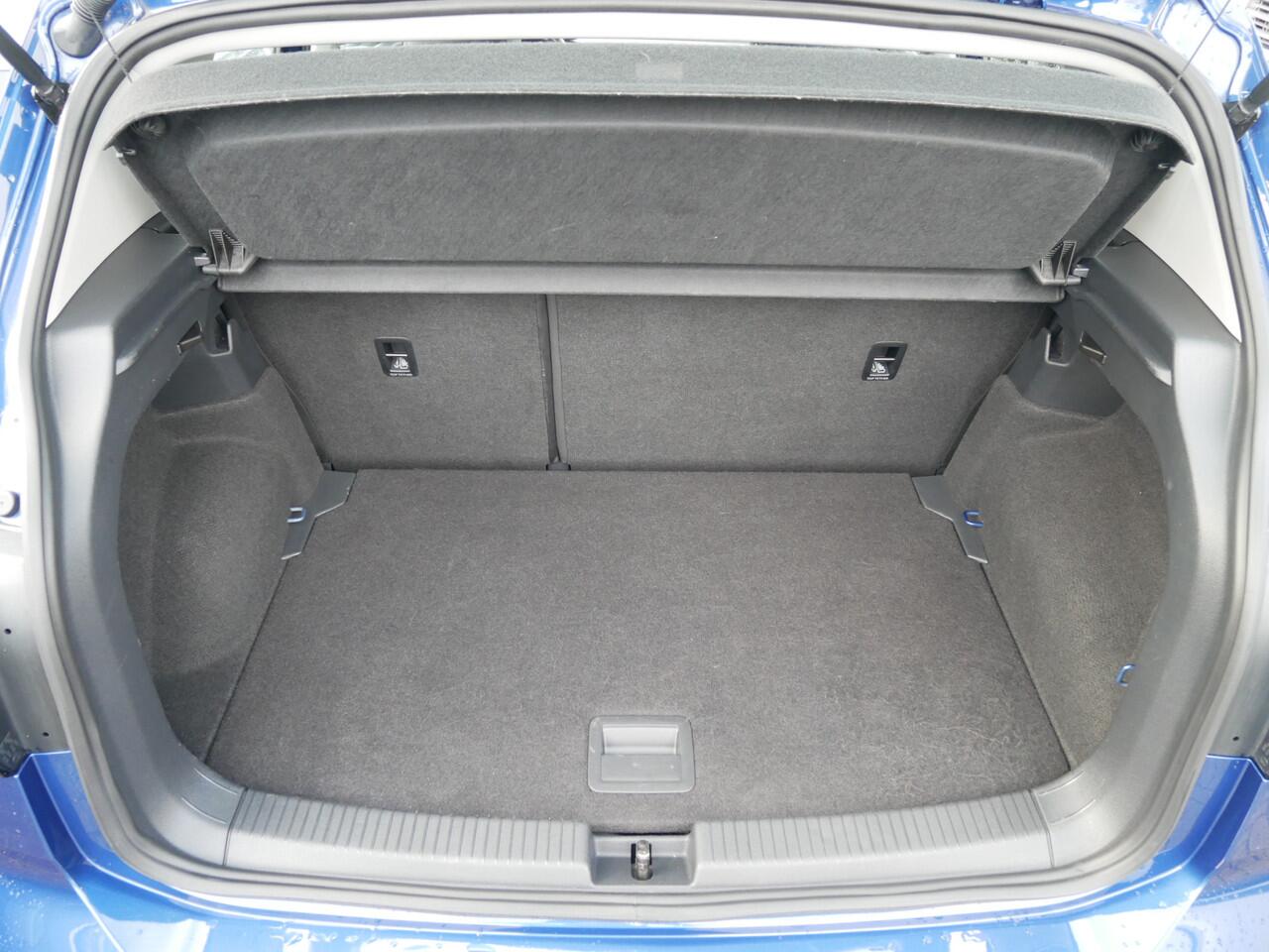 Volkswagen T-Cross 1.0 TSI Facelift, DSG Automaat, Cruise, Carplay