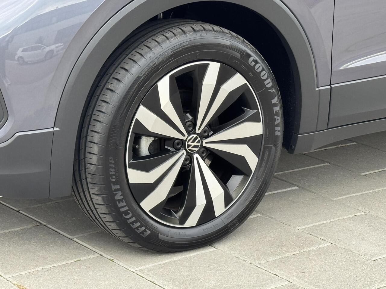 Volkswagen T-Cross 1.0 TSI Life Edition 115pk automaat | IQ Assist | Camera | App-Navi | 17LM