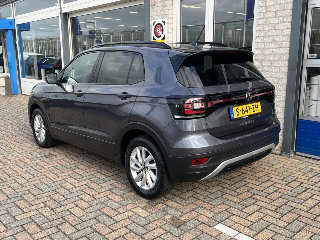 Volkswagen T-Cross 1.0 TSI Life / GARANTIE TM 05-2027/ PARK. SENSOREN/ APP CONNECT/ ADAPT. CRUISE/ AIRCO/ DAB/ 16" LMV