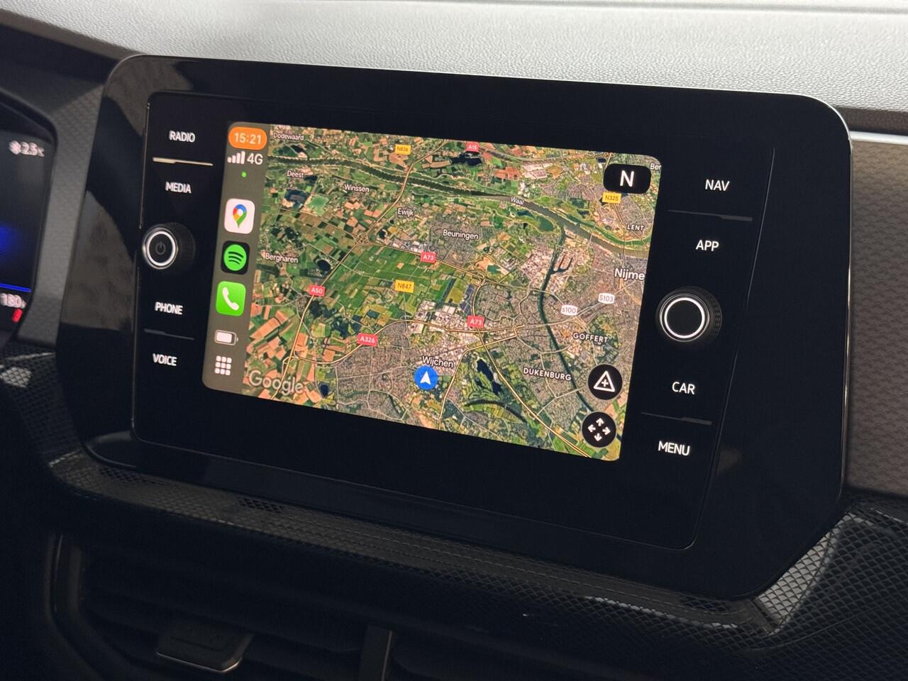 Volkswagen T-Cross ?NW MODEL? 150PK 1.5 PREMIUM UITVOERING VEEL OPTIES LED CAMERA STOELVERW KEYLESS P-ASSIST "Volkswagen rijden begint bij Topautos.nl - 75 topmodellen direct op voorraad!"