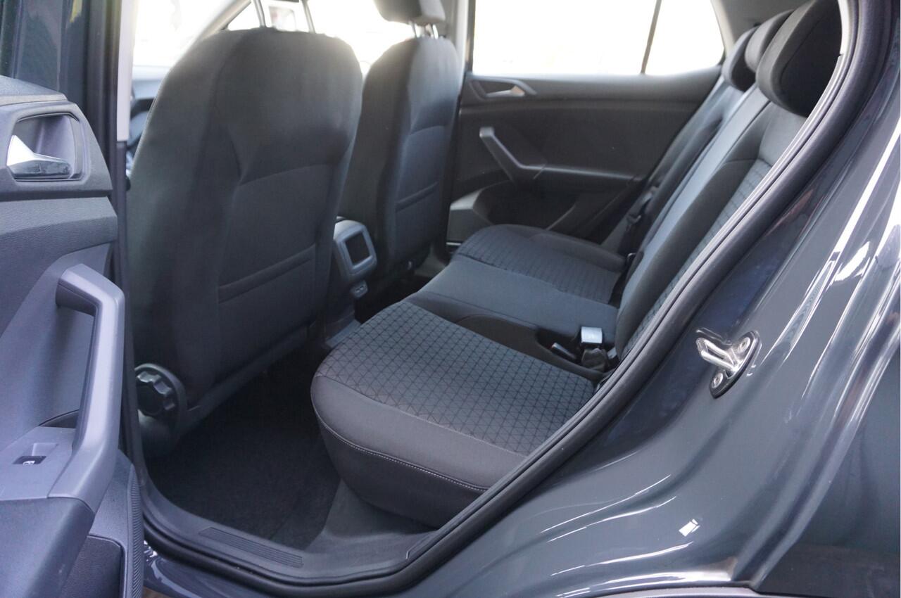 Volkswagen T-Cross 1.0TSI Life 115pk + Navi/ ACC/ airco/ Carplay/ Hoge instap/ Garantie!