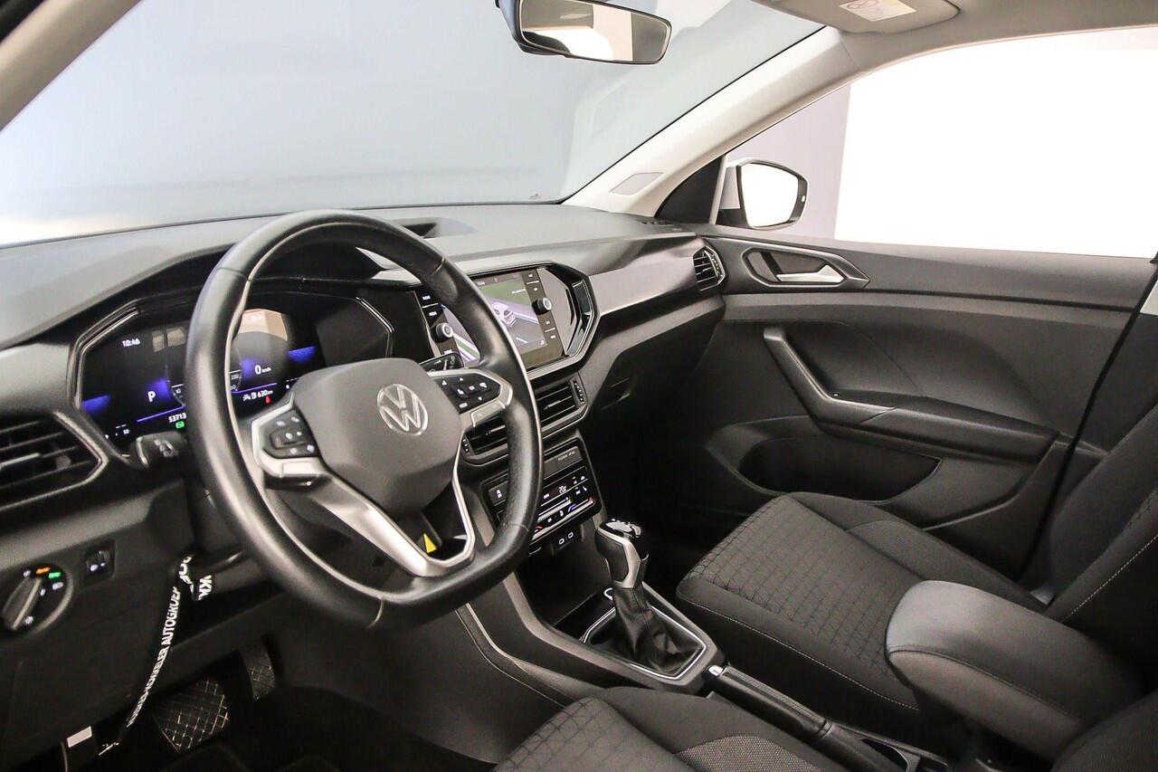 Volkswagen T-Cross Life 1.0 TSI 110pk DSG Automaat Adaptive cruise control, Achteruitrijcamera, Stoelverwarming, Airco, App connect, Parkeersensoren, DAB, Radio