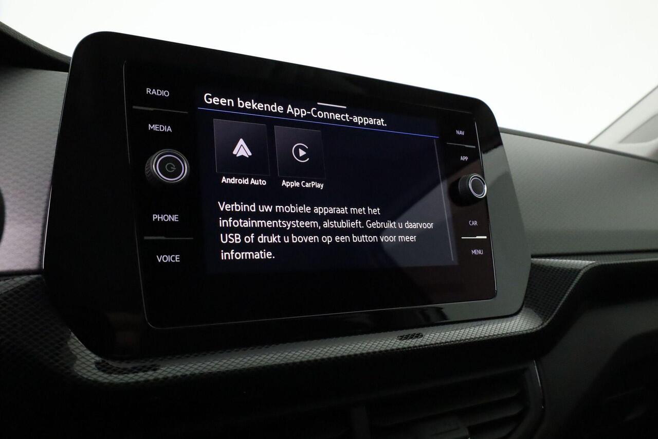 Volkswagen T-Cross Life Edition 1.0 TSI 85 kW / 116 pk DSG | Camera | Stoelverwarming | Keyless | ACC | Privacy glas | 17 inch