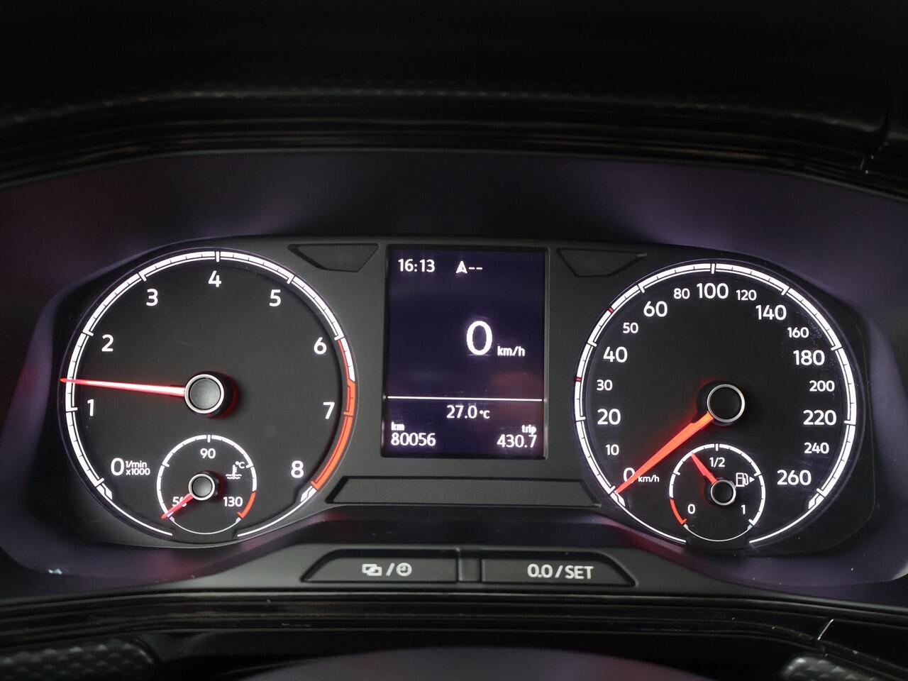 Volkswagen T-Cross 1.0 TSI Life | 95 PK | Adaptive Cruisecontrol | Navigatie | Trekhaak |