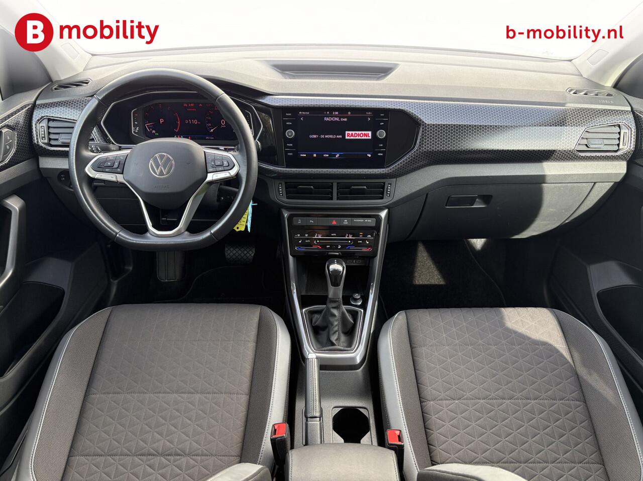 Volkswagen T-Cross 1.5 TSI Style Business R-Line Automaat | Achteruitrijcamera | Apple CarPlay | DAB Audio