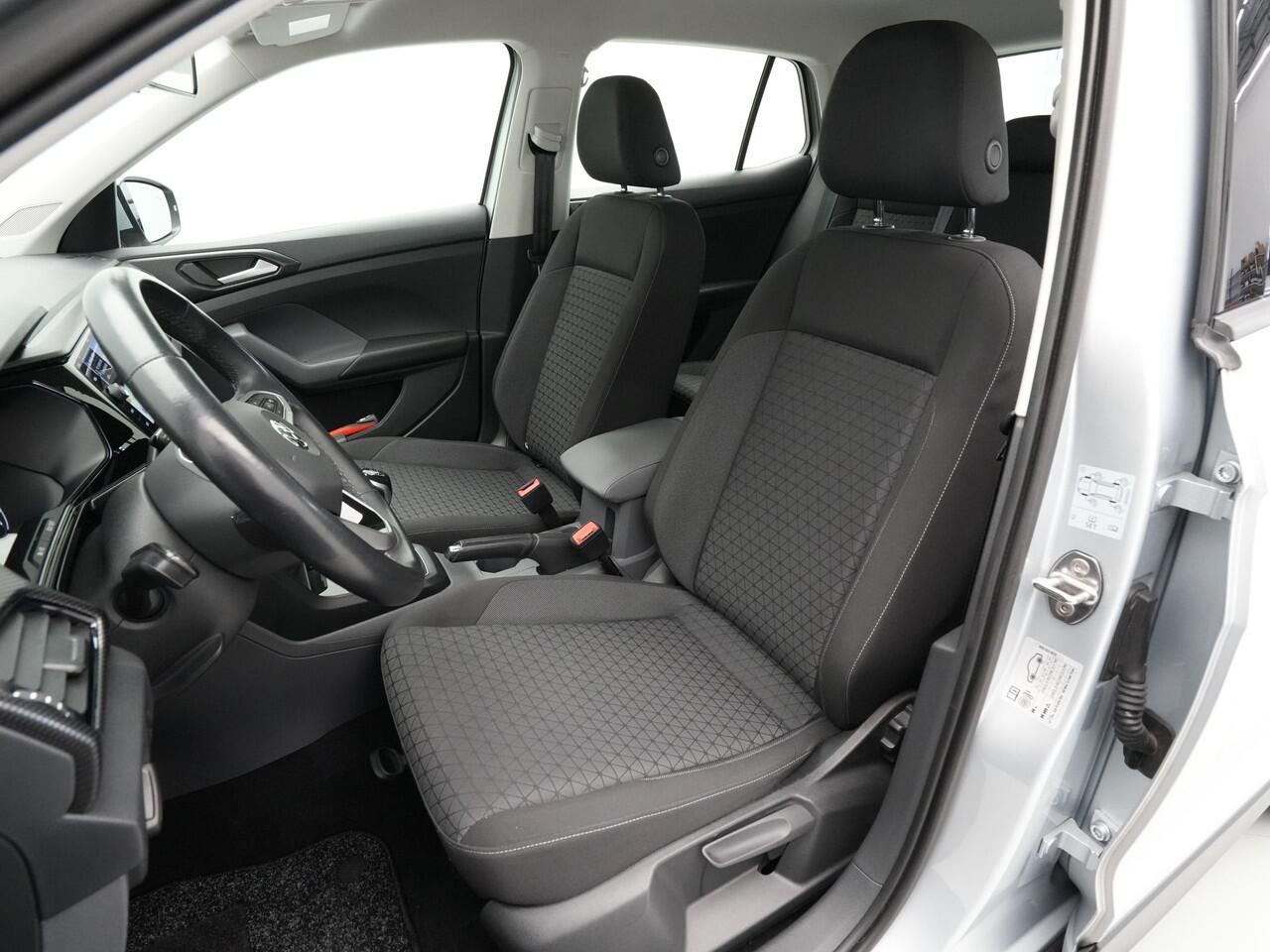 Volkswagen T-Cross 1.0 TSI 95pk Life Navigatie Carplay Pdc Acc Sideassist 292