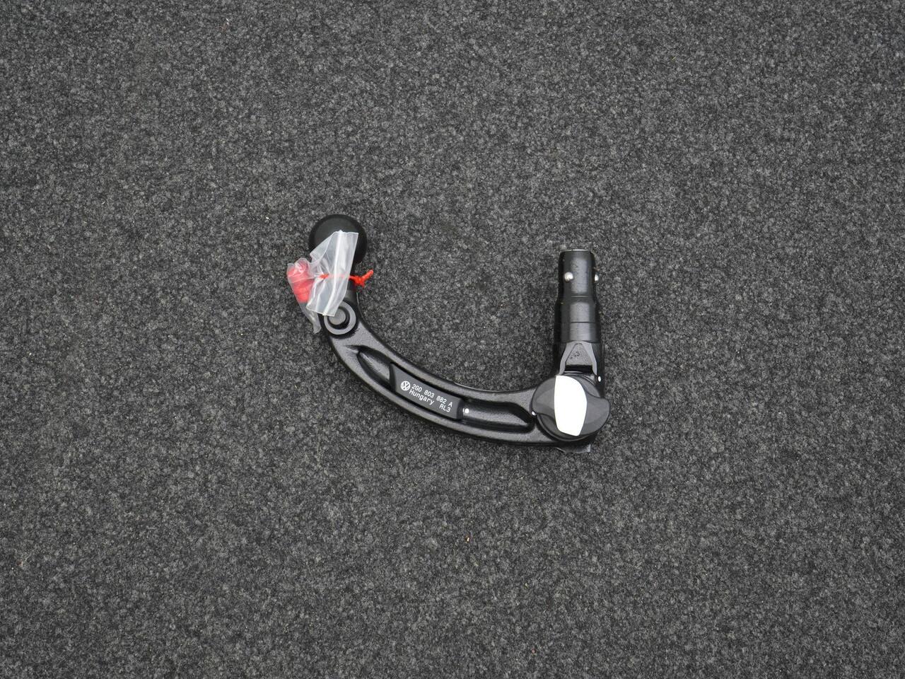 Volkswagen T-Cross 1.5 TSI 150 pk DSG R-Line Edition | R-Line | IQ Light | Trekhaak | Stoelverwarming | Achteruitrijcamera | Adaptive Cruise | Carplay | 17 inch