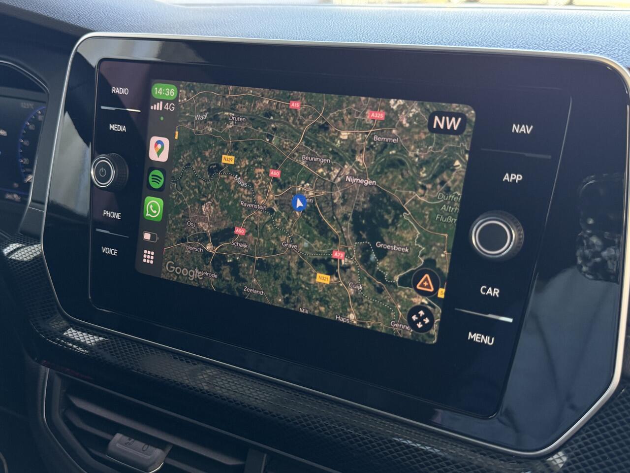 Volkswagen T-Cross ? NIEUWE AUTO ? 1.5 TSI 150PK R-LINE EDITION TREKHAAK LED 18''LMV IQ CAMERA STOELVERW BLINDSPOT ?2025? "Volkswagen rijden begint bij Topautos.nl - 75 topmodellen direct op voorraad!"