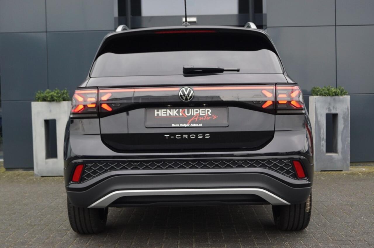 Volkswagen T-Cross 1.5 TSI DSG R-Line 150 pk / Navi/ Camera / LED / ACC/ App-Connec