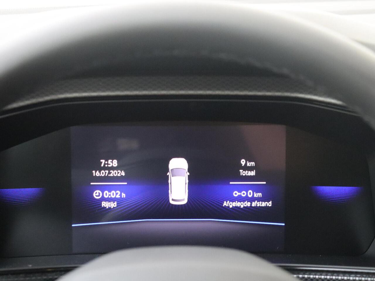 Volkswagen T-Cross Life Edition | 'App-Connect' draadloze smartphone integratie | Achterlichten LED | Afstandscontrolesysteem (Front Assist)