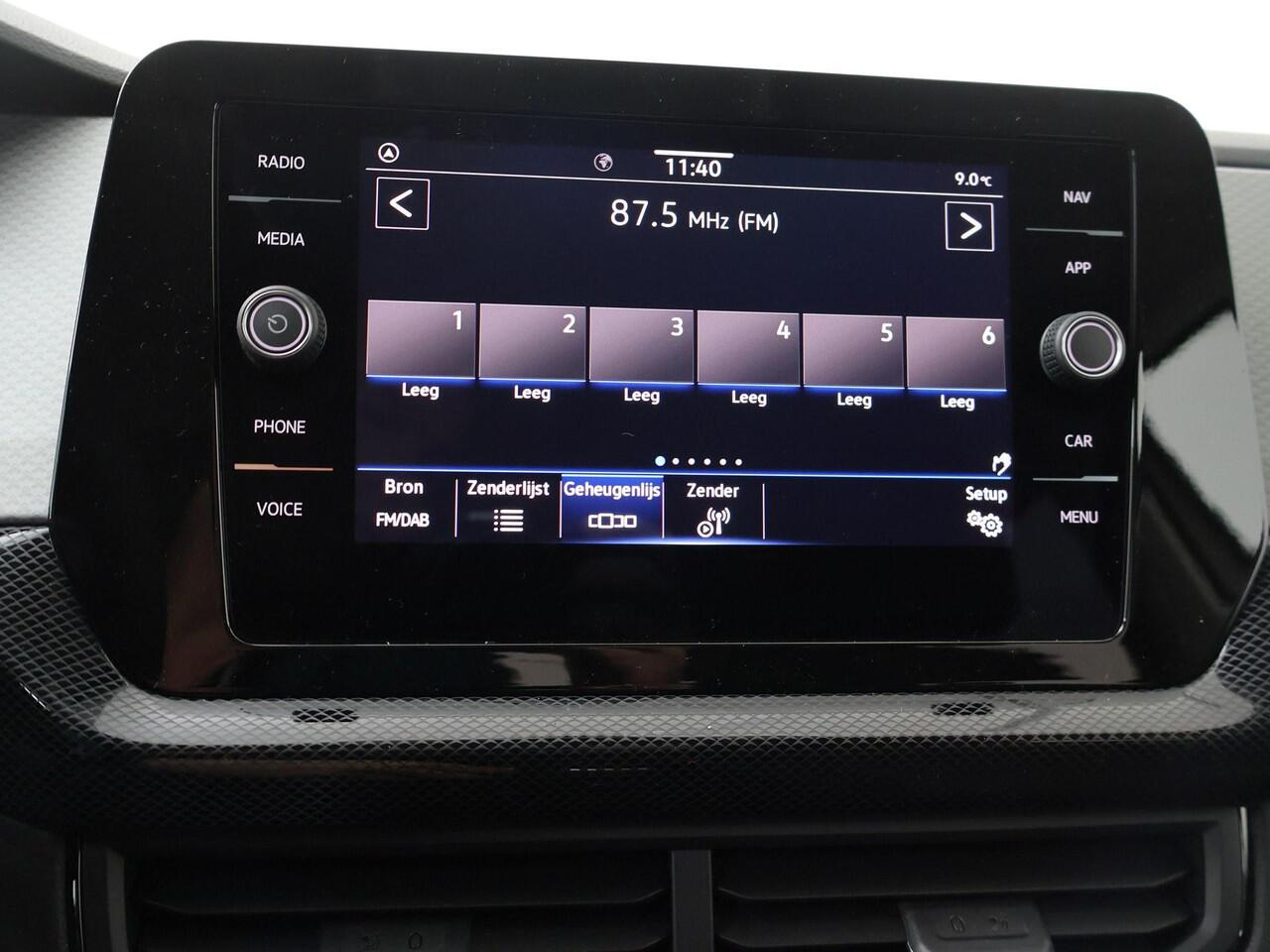 Volkswagen T-Cross Life Edition 1.0 70 kW / 95 pk TSI SUV 5 versn. Ha nd