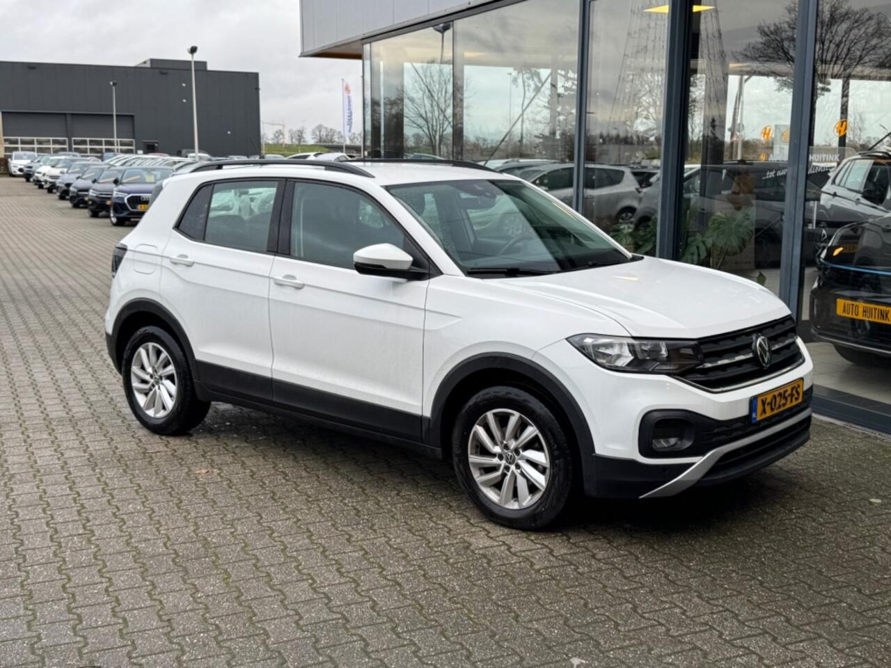 Volkswagen T-Cross 1.0 TSI 110 pk Life Navi/Apple/Android - digital cockpit