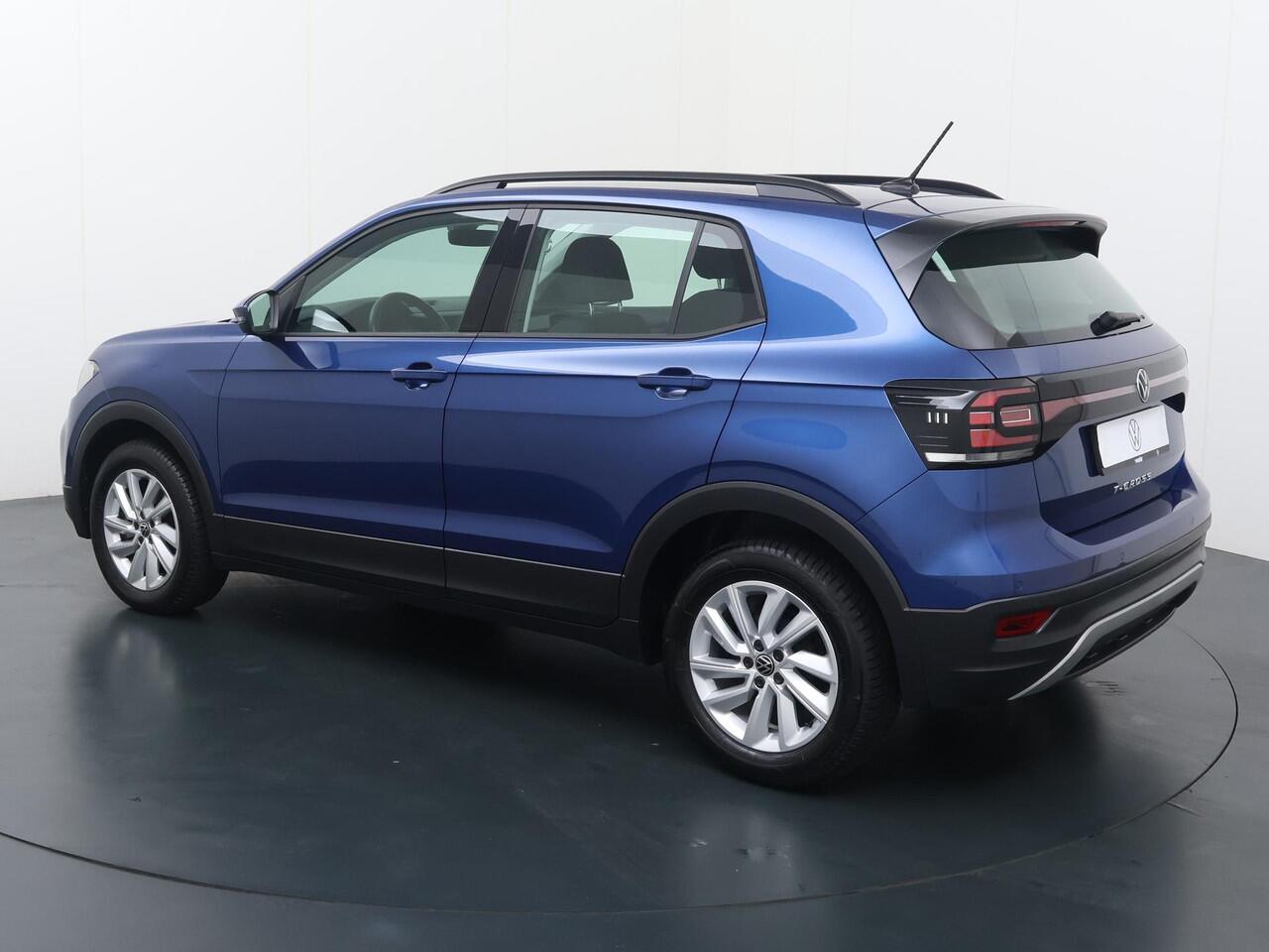 Volkswagen T-Cross 1.0 TSI Life | 95 PK | Navigatiesysteem | Adaptive cruise control | Parkeersensoren |