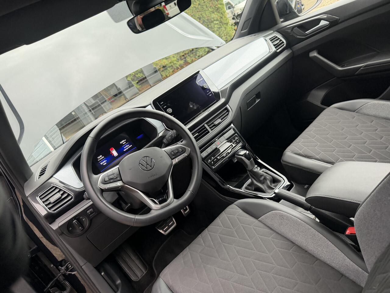 Volkswagen T-Cross 1e eigenaar 2025 16" LMV, Cruise, Stoelverwarming, Automaat Garantie !!