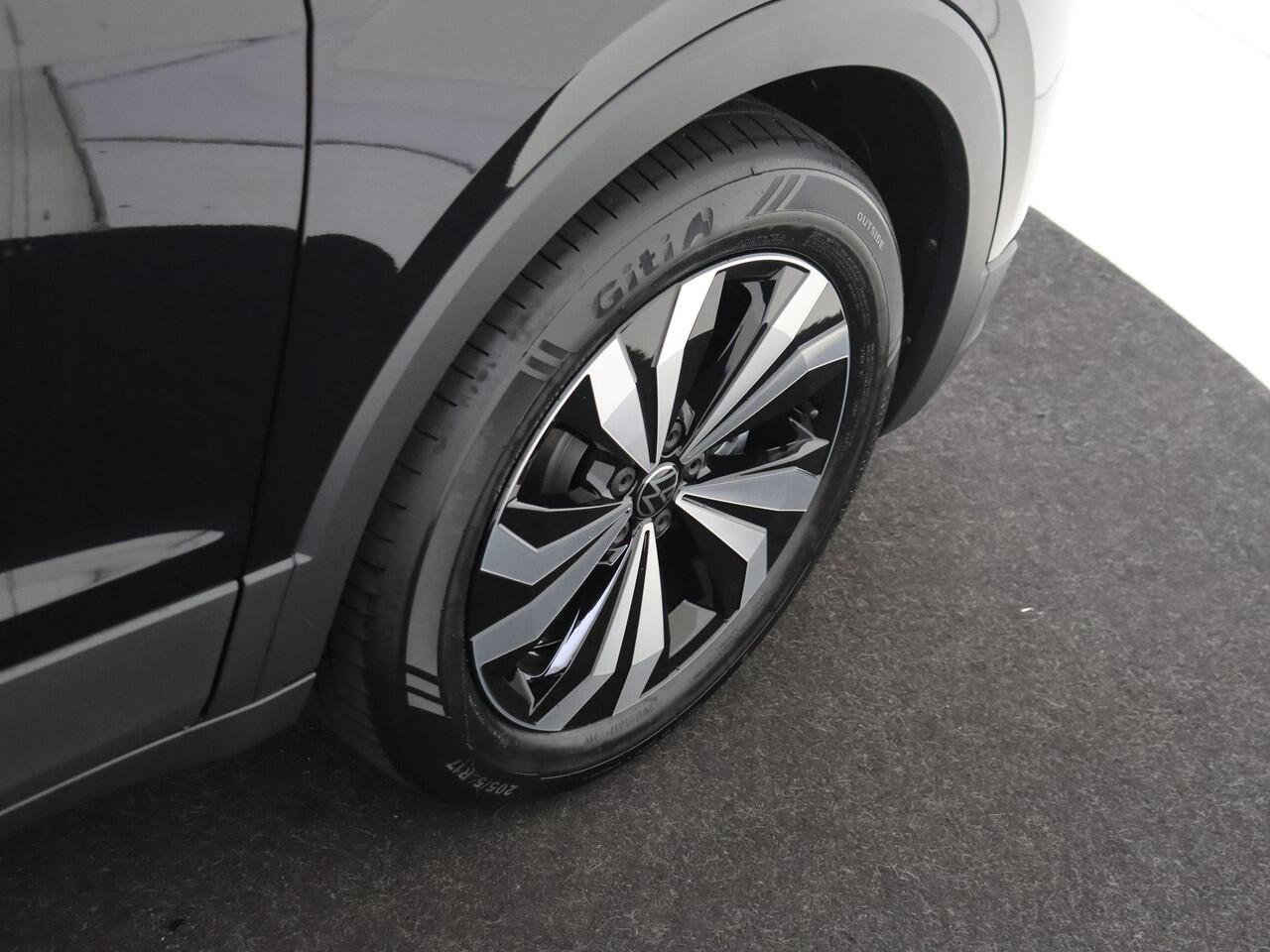 Volkswagen T-Cross Life Edition | 'App-Connect' draadloze smartphone integratie | Achterlichten LED | Afstandscontrolesysteem (Front Assist)