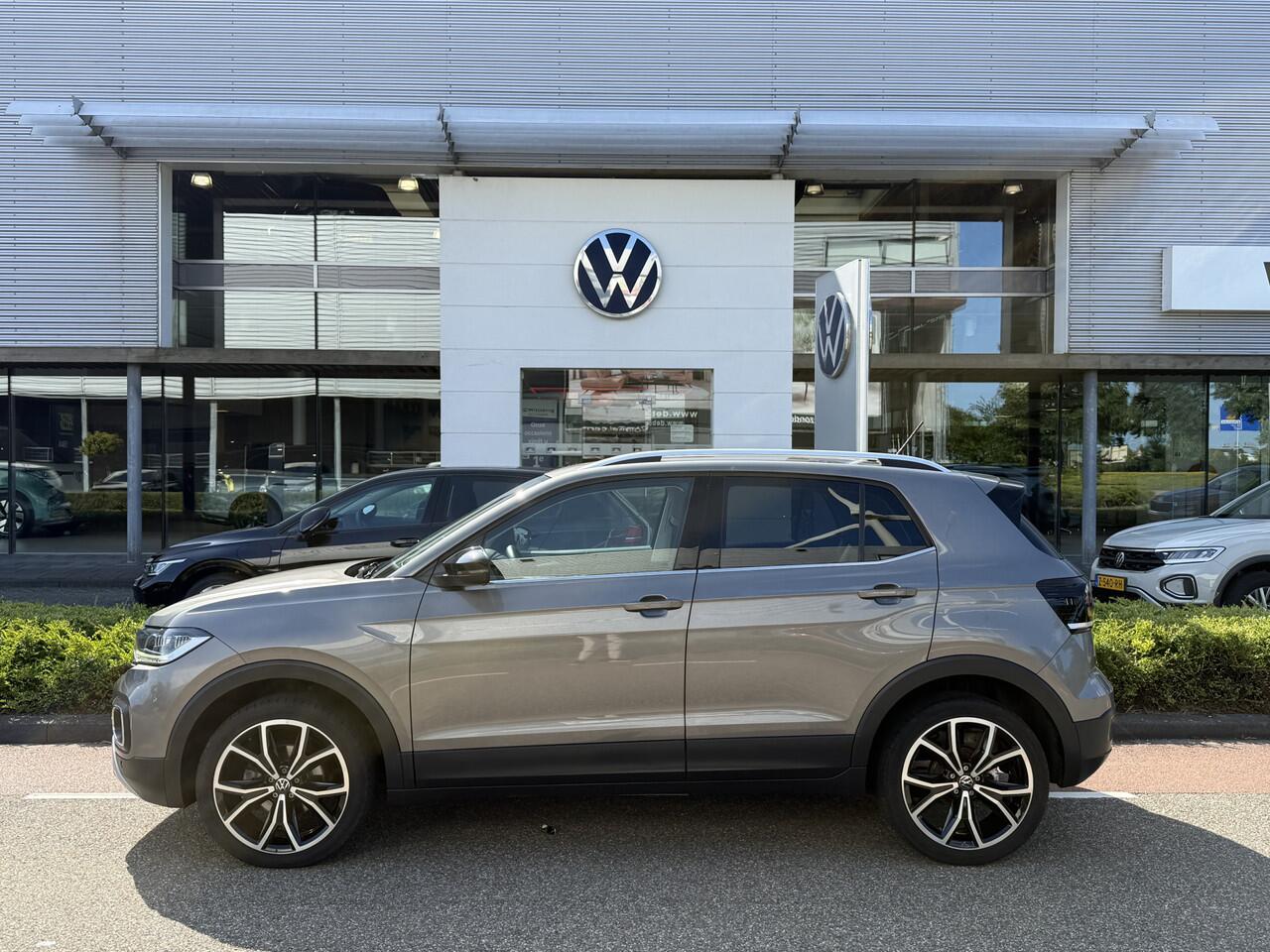 Volkswagen T-Cross 1.0 TSI 110pk Style / 18" LMV / LED Koplampen / Black Design Interieur / Parkeersensoren / Climate Control / Stoelverwarming / Adaptive Cruise Control / Navigatie